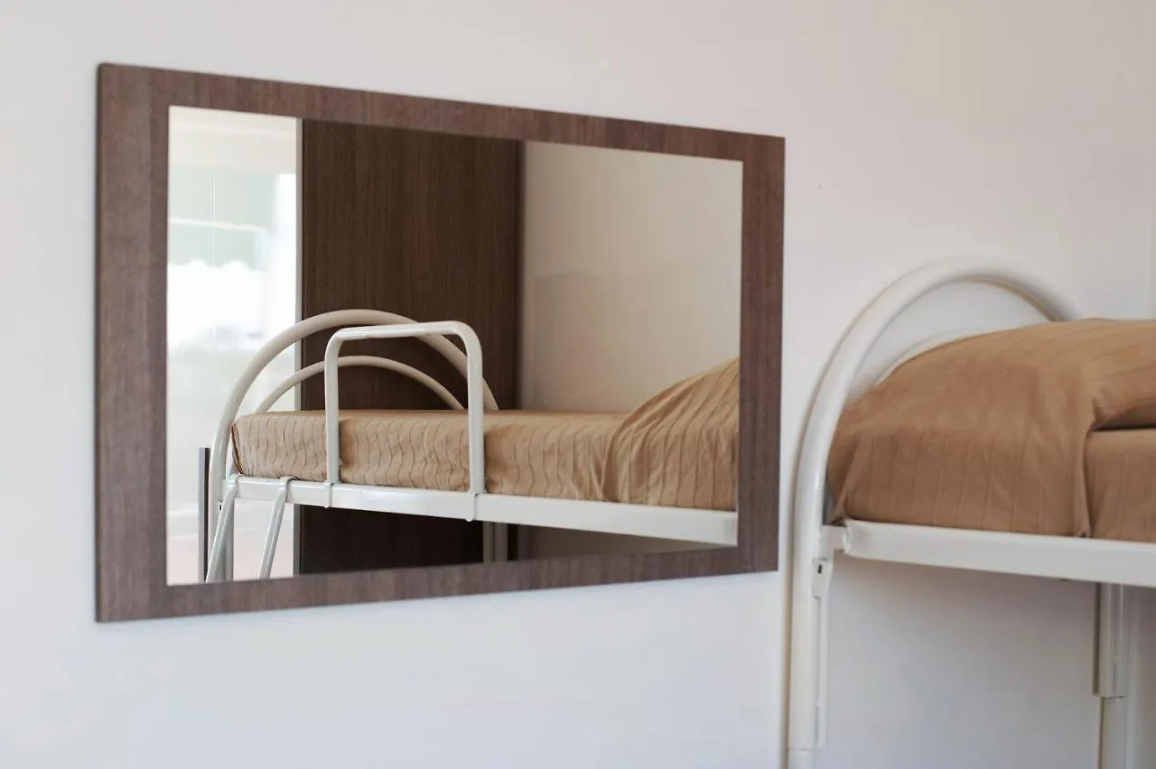 Bilocale Corosu Con 2 Balconi Apartment Varazze