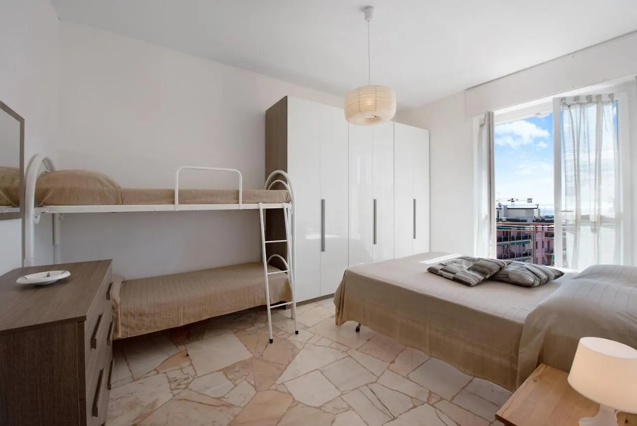 Bilocale Corosu Con 2 Balconi Apartment Varazze